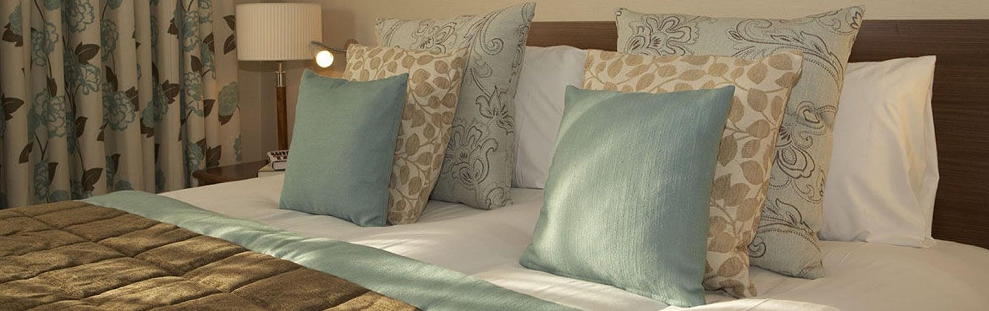 The Bull Hotel; Sure Hotel Collection By Best Western 彼得伯勒 外观 照片