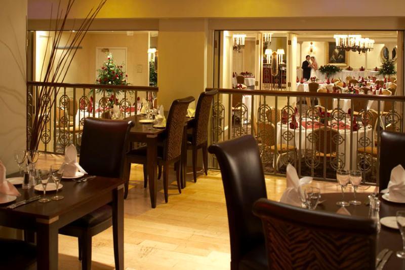 The Bull Hotel; Sure Hotel Collection By Best Western 彼得伯勒 外观 照片